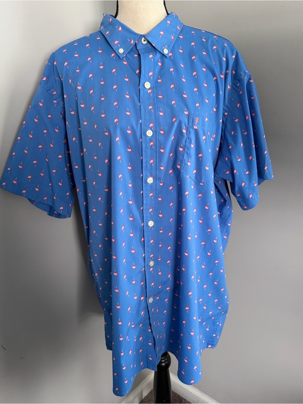 NWOT ($60) IZOD Men's 2XL Short Sleeve Button Up Shirt Blue Pink Flamingos